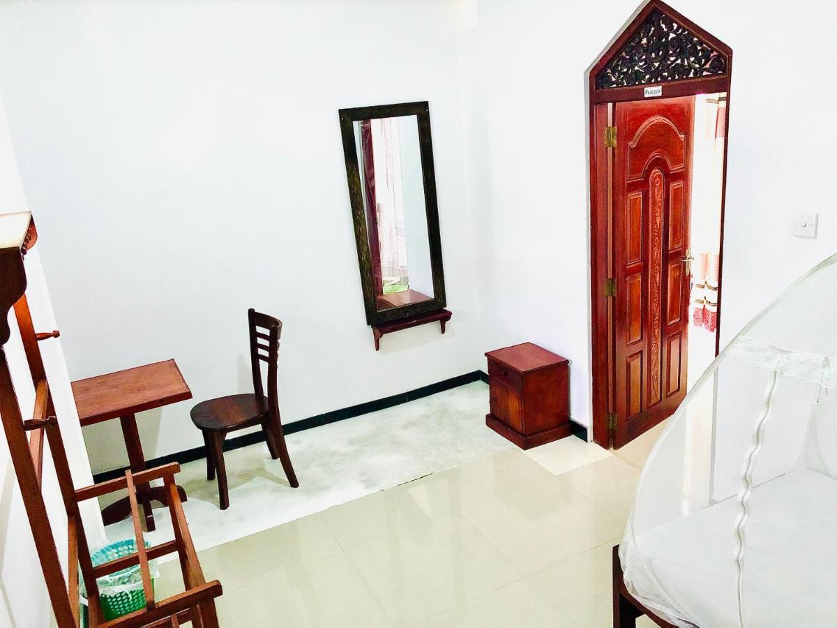 Tiny Royal Palace Unawatuna Luaran gambar