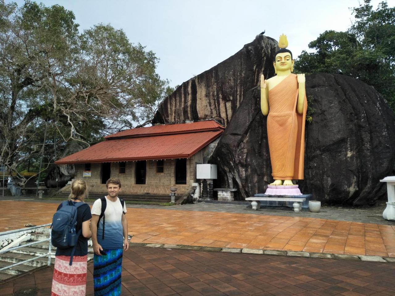 Tiny Royal Palace Unawatuna Luaran gambar